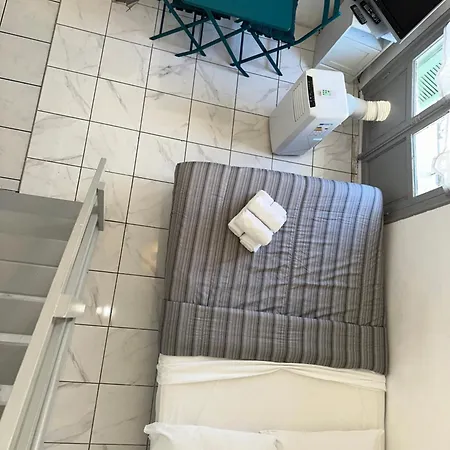 Capsule hotel Les Balconnets Ap3 Centre *