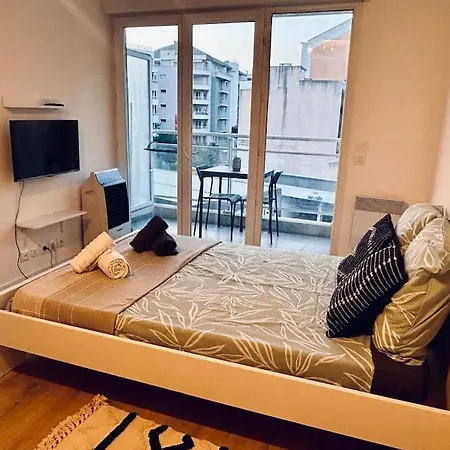 & Serenity - Proche Gare Apartment Nice