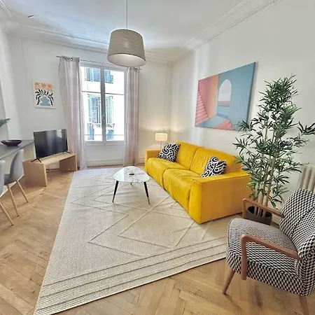 3p En Centre Ville, Spacieux Et Calme Apartment Nice