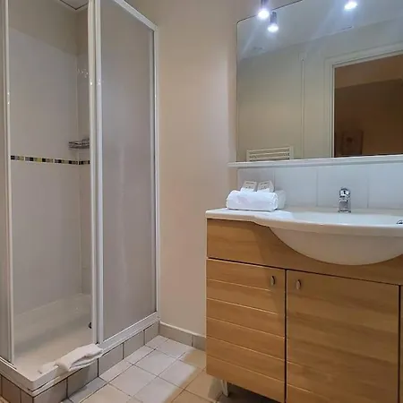 Patio D'azur- Coquet 2pers 2lits Proche Plages *