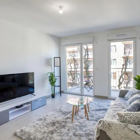 Luxurious Serviced In The French Riviera , Monaco Apartment Nice