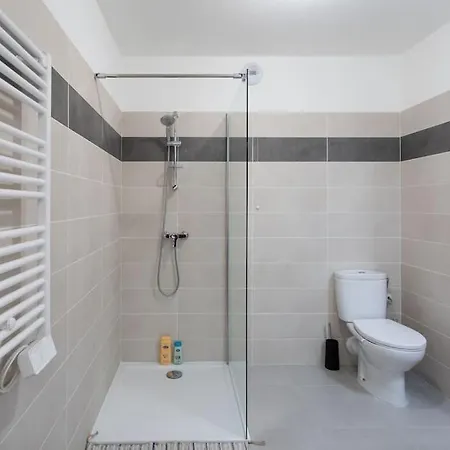 Apartment Luxurious Serviced In The French Riviera , Monaco *