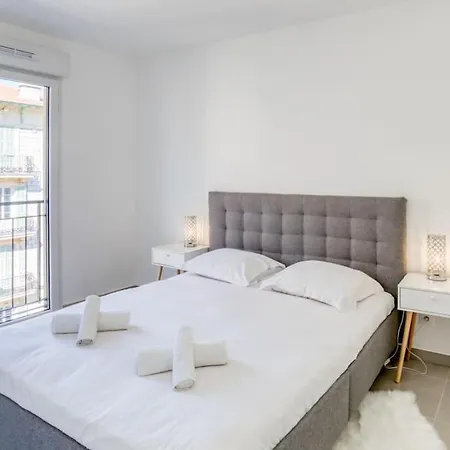 Luxurious Serviced In The French Riviera , Monaco Apartment *