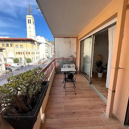 Beautiful - Terrace Apartment *