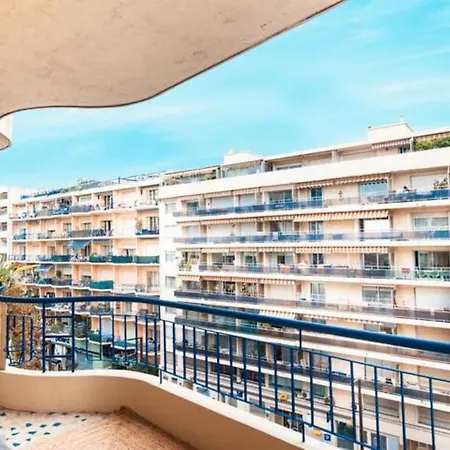 2p Moderne Proche Promenade Des Anglais, Apercu Apartment