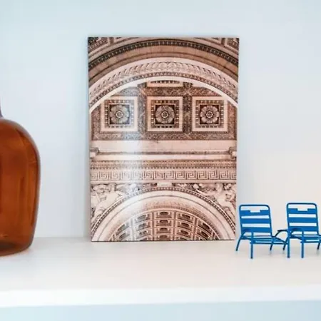 2p Moderne Proche Promenade Des Anglais, Apercu * Ницца