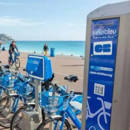 2p Moderne Proche Promenade Des Anglais, Apercu Apartment