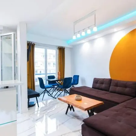 2p Moderne Proche Promenade Des Anglais, Apercu Nice