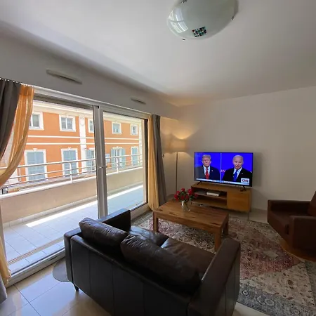 Apartment Le Grand Palais De La Mediterranee Access - Choice In *