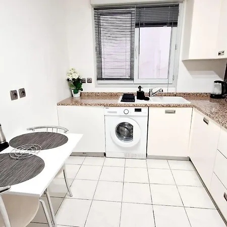 Sunny Escape Apartment Nice