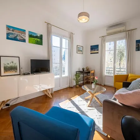 * Le Provencal * Cosy Flat 3 Min Walk From The Sea *