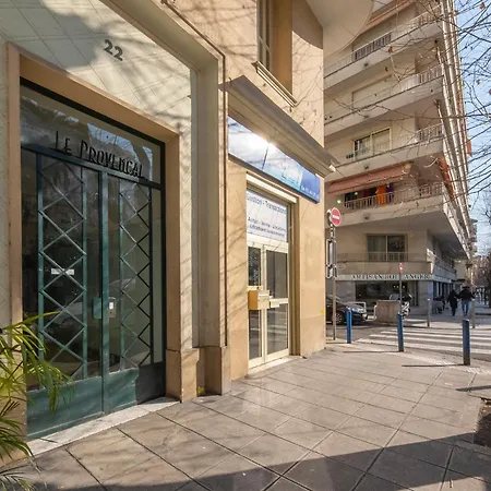 * Le Provencal * Cosy Flat 3 Min Walk From The Sea Apartment