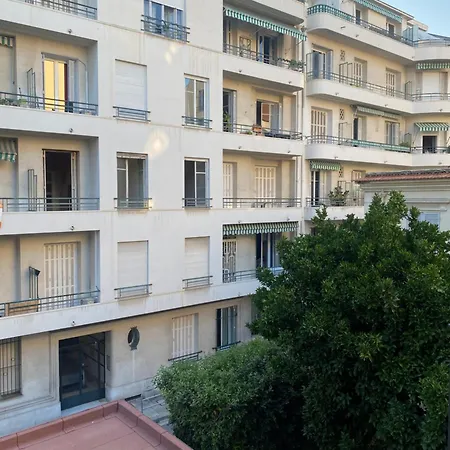 Azur Apartment *