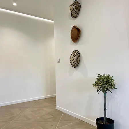 Luxe, Jean Medecin