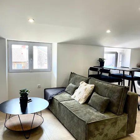 Luxe, Jean Medecin Apartment