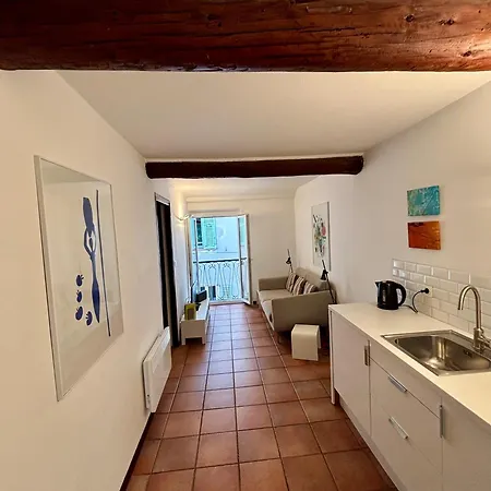 Rue Neuve Apartment
