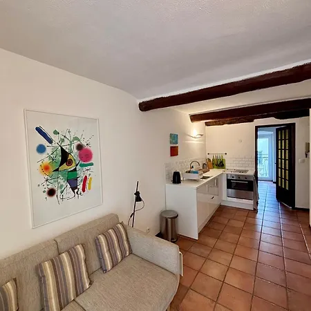 Apartment Rue Neuve *