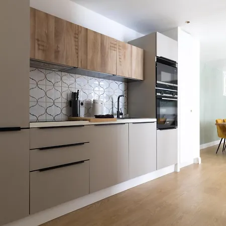 Apartment Angleterre 6 - Centre - 3 Pieces Duplex