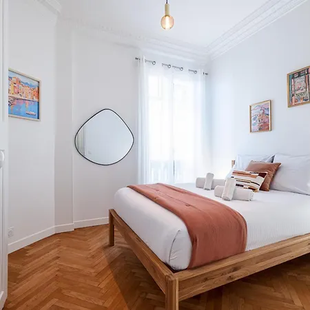 Apartment 10 Amiral 201 - Magnifique - 2 - Centre-ville *