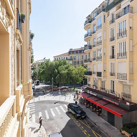 Apartment 10 Amiral 201 - Magnifique - 2 - Centre-ville *