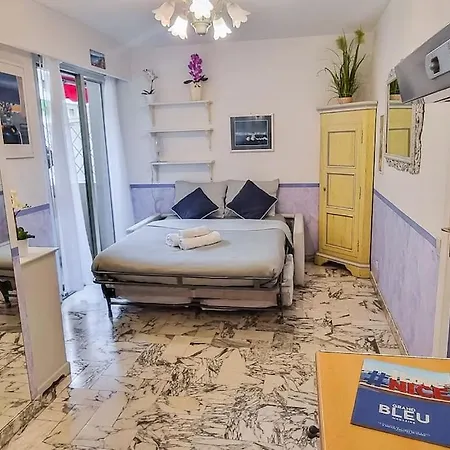 Promenade Apartment