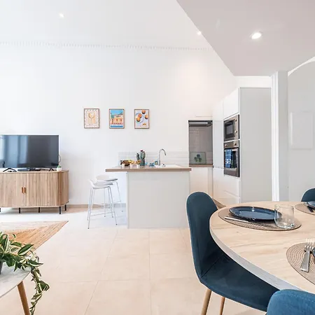 1 Longchamp - Joli - Carre D Or - Climatise Apartment