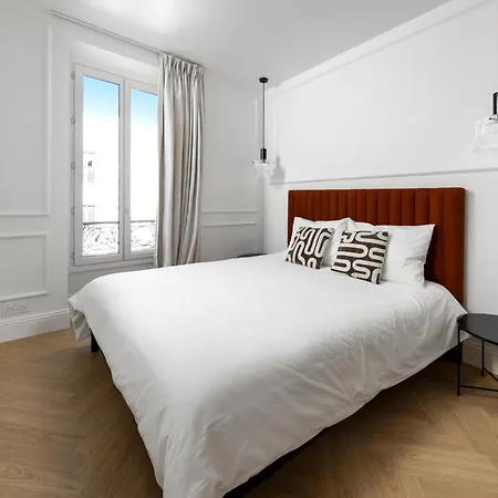 Designer Floor Sleeps 8 Peaceful Elevator Fiber Wifi, Balcony Nice