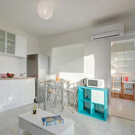 Fabrina - Happy Apartment Nice