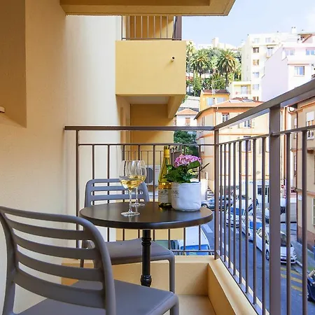 Aparthotel Serafina Apartements 2*