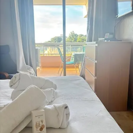 Lumineux Vue Mer, Piscine Et Tennis *