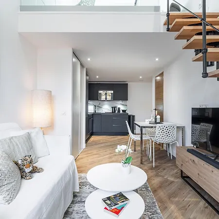 Apartment 5 Fodere - Magnifique Duplex - Port De - Dernier Etage *