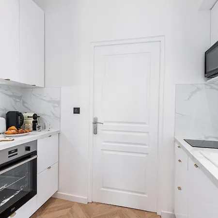 37 Massena Lot 2 - Superbe 3 Pieces - Zone Pietonne - A-c Apartment *