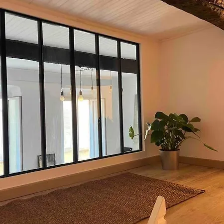 La Mezzanine Apartment