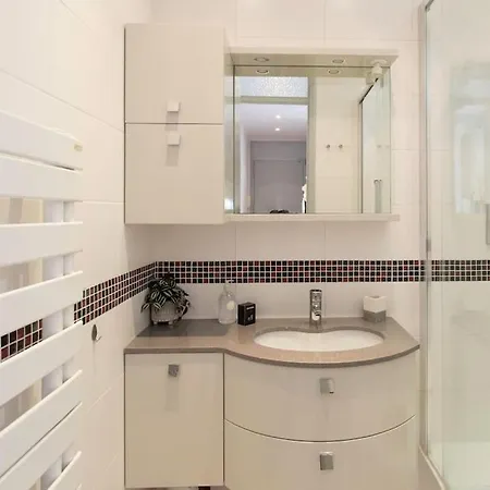 #57 Notre Dame Balcony & Ac Appartement Nice