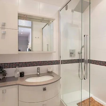 #57 Notre Dame Balcony & Ac Appartement *