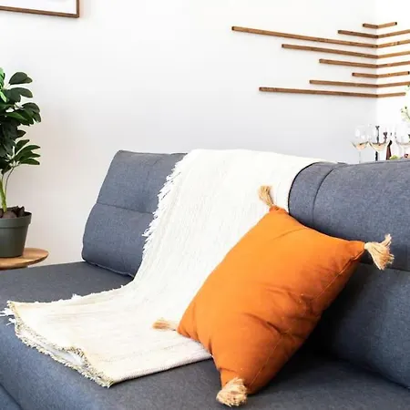 Appartement #57 Notre Dame Balcony & Ac *