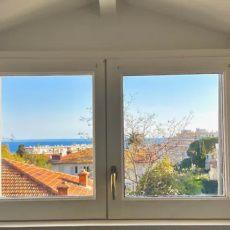 Aparthotel Résidence La Léonie