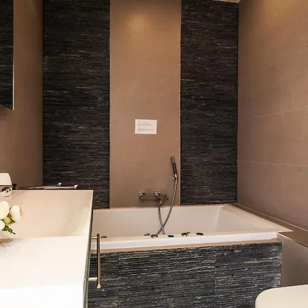Metropole Ap4113 Nice, By Riviera Homes Nice