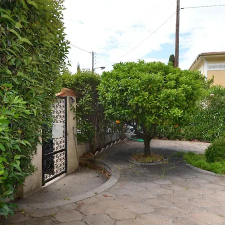 D'époque Avec Jardin Et Parking 4 Personnes Le Port De Nice