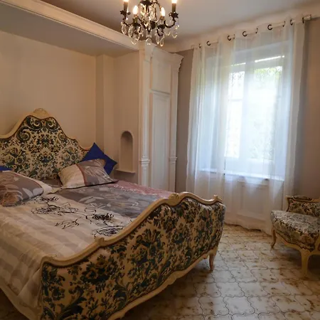 Appartement D'époque Avec Jardin Et Parking 4 Personnes Le Port De
