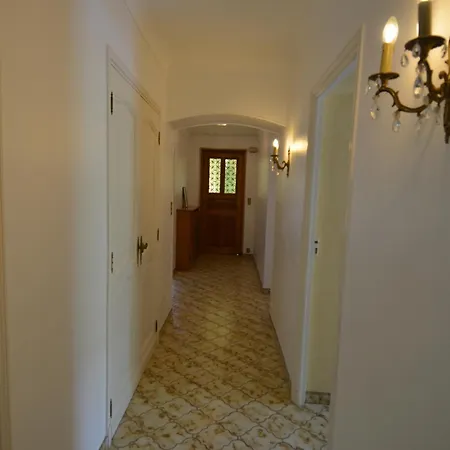 Appartement D'époque Avec Jardin Et Parking 4 Personnes Le Port De *