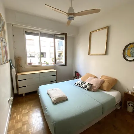 Sunny Garibaldi Port, Free Private Parking Apartment *