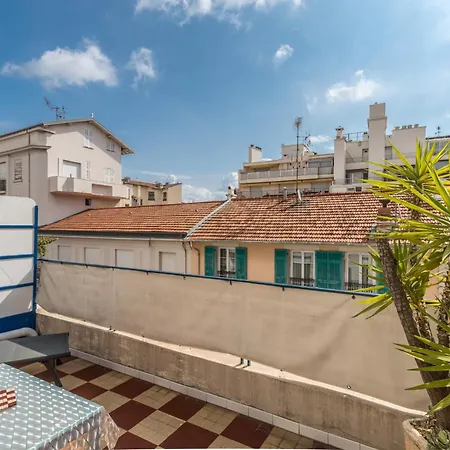 Apartment With Large Terrace Sea View 4th Floor