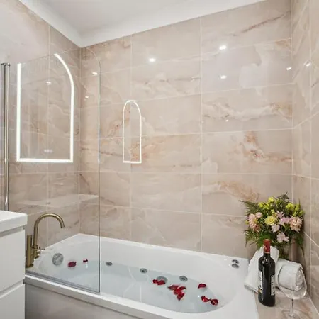 Apartment Lavie Maison Hot Tub And Ac *