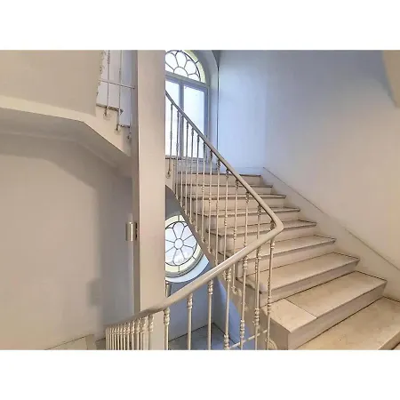 Tranquil With Mezzanine In Carre Dor Holiday home Nice