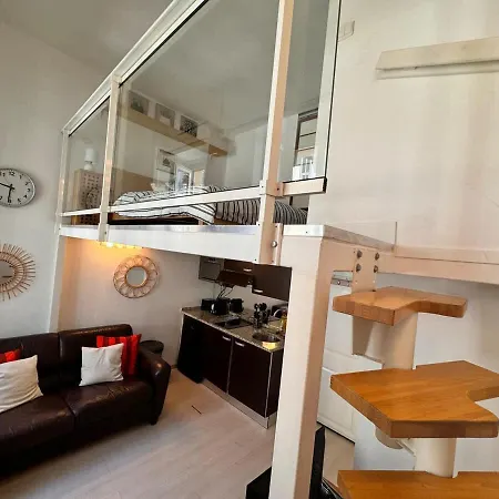 Tranquil With Mezzanine In Carre Dor