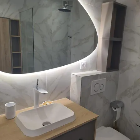 Superbe Luxueux Spacieux 50 M2 Port Apartment *