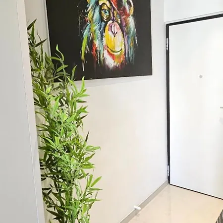Luxe Apartment