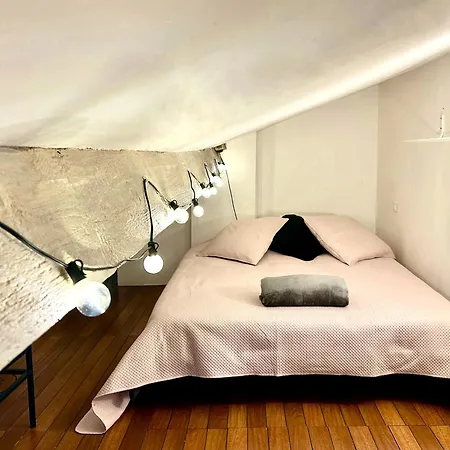 Apartment Lovely & Cozy Duplex Heart Of With Bathtub! *