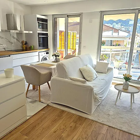 Superbe Luxueux Spacieux 50 M2 Port Apartment